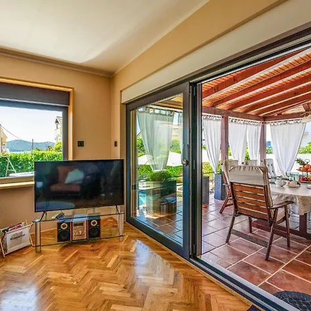 Holiday home Amazing In With Sauna Biograd Na Moru