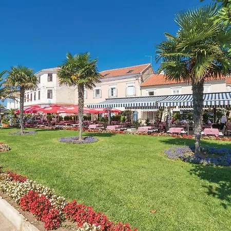 Holiday home Amazing In With Sauna Biograd Na Moru
